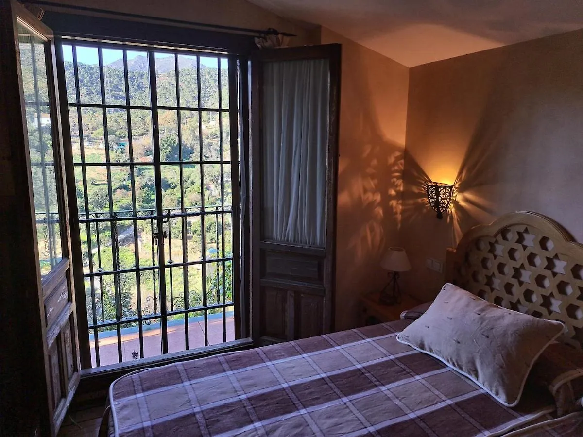 Villa Rural En Ojen Spain